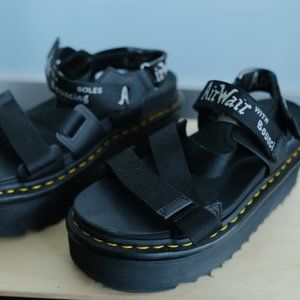 Dr. Martens Kimber - Platform Sandals